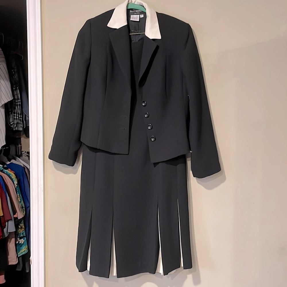 Donna Morgan Dress Suit